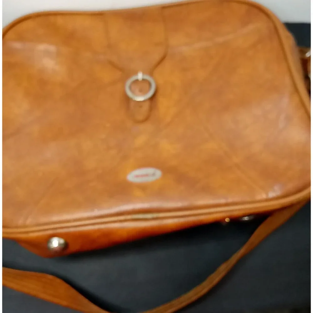 VTG Seward Luggage Brown Leather shoulder bag made‎ In U.S.A